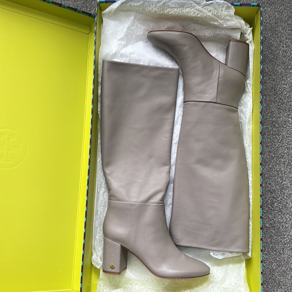 Tory Burch BROOKE SLOUCHY 75mm BOOTS Dust Storm